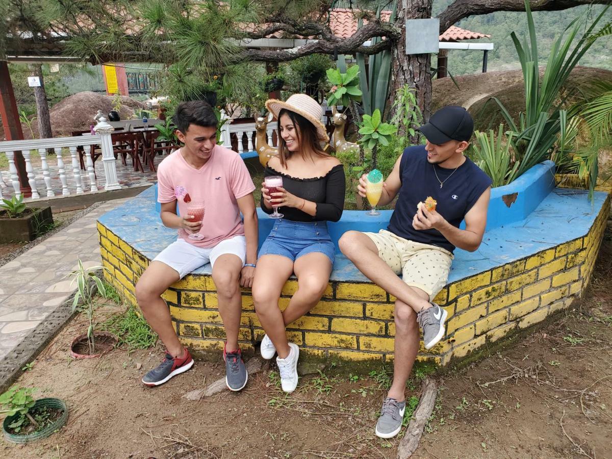 Hotel Y Restaurante Las Margaritas Perquin Ngoại thất bức ảnh